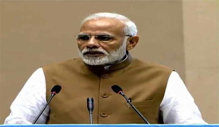 निजी वाहनों की तुलना में सार्वजनिक परिवहन को बढ़ावा मिले: पीएम मोदी 