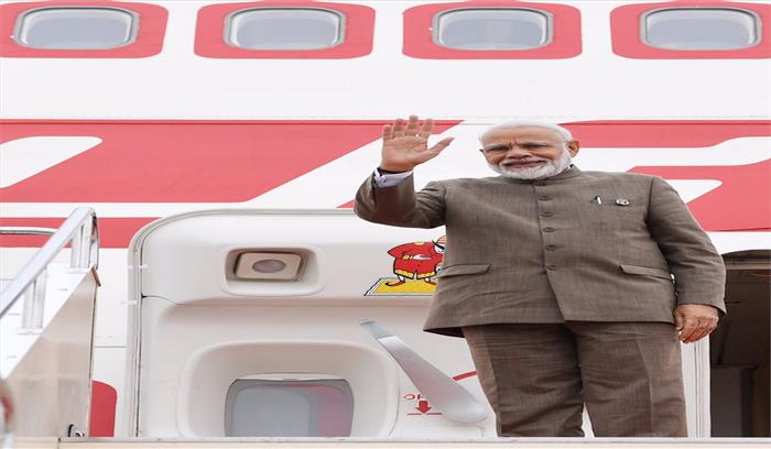 जी-20 समिट में शिरकत के बाद प्रधानमंत्री मोदी भारत के लिए रवाना
