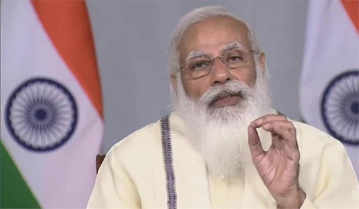 पूरे देश के एकजुट होकर कोरोना से लड़ने की बहुत अधिक जरूरत है: पीएम मोदी