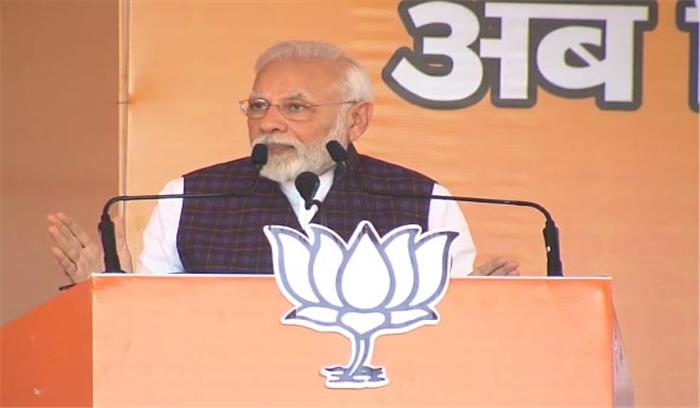 दिल्ली के लोग बाहर बीमार पड़ेंगे तो क्या मोहल्ला क्लीनिक साथ जाएगा: मोदी