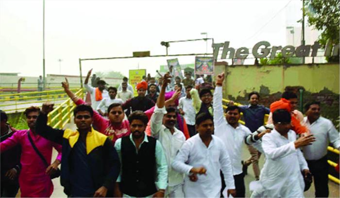 क्षत्रिय समाज की चेतावनी, प्रदेश में नहीं चलने देंगे फिल्म पद्मावती