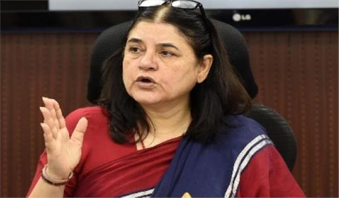 निजी अस्पताल चलाने वाले सरकारी डॉक्टरों के खिलाफ कार्रवाई होगी : मेनका