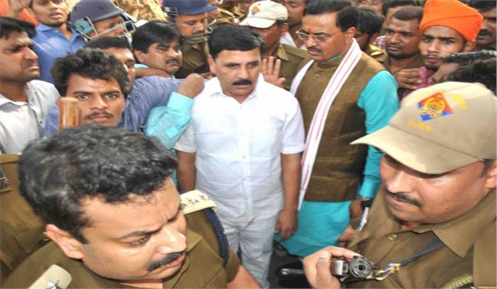 निजी क्षेत्रों में आरक्षण का कोई प्रस्ताव नहीं : केंद्र सरकार