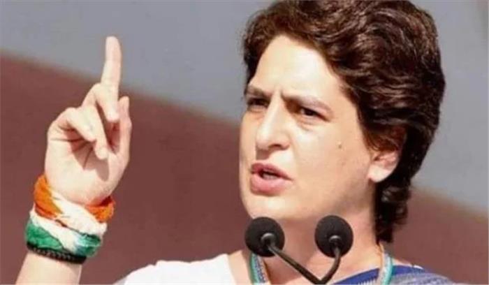 प्रियंका गांधी ने अर्थव्यवस्था को लेकर प्रधानमंत्री की चुप्पी पर उठाए सवाल प्रियंका गांधी ने अर्थव्यवस्था को लेकर प्रधानमंत्री की चुप्पी पर उठाए सवाल