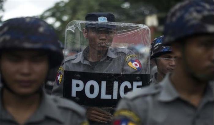 म्यांमार के रखाइन राज्य में पुलिस गोलीबारी में 9 लोगों की मौत म्यांमार के रखाइन राज्य में पुलिस गोलीबारी में 9 लोगों की मौत