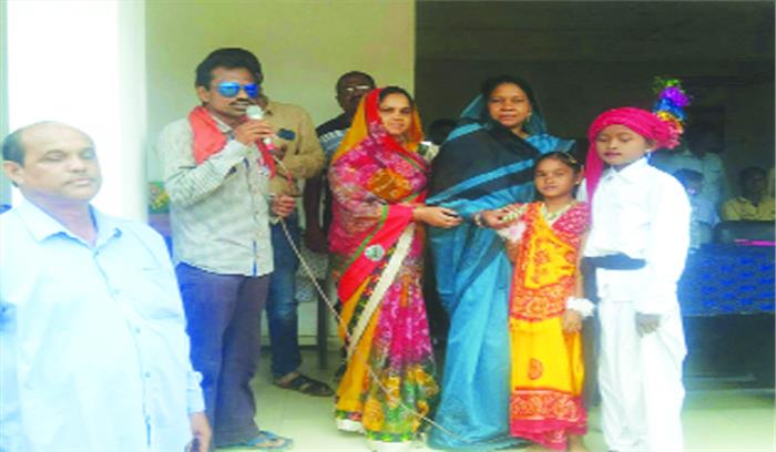 पिथौरा : सांस्कृतिक कार्यक्रम व खेलकूद दर्शकों का मन मोहा