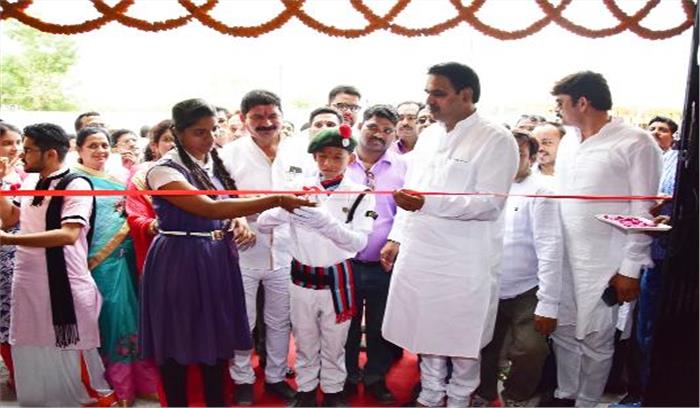 मूणत ने रायपुरा स्कूल भवन का किया लोकार्पण