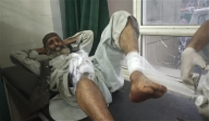 पुलवामा में ग्रेनेड हमला, 10 घायल