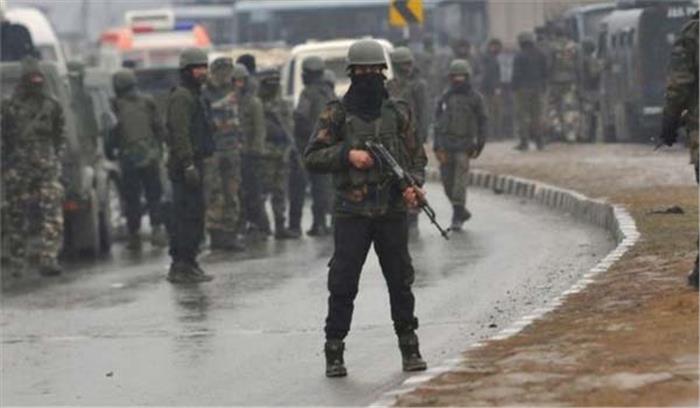 पुलवामा हमला : 40 जवानों के शहीद होने व 5 के घायल होने की पुष्टि पुलवामा हमला : 40 जवानों के शहीद होने व 5 के घायल होने की पुष्टि