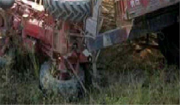 पंजाब: ट्रैक्टर पलटने से 2 की मौत
