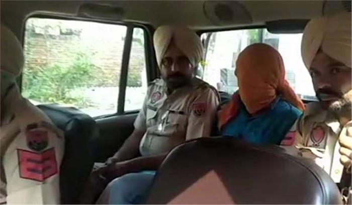 पंजाब : बीएसएफ ने जासूसी के शक में एक युवक को पकड़ा