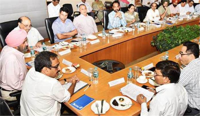 केन्द्रीय टीम का बाढ़ प्रभावित इलाकों का दौरा