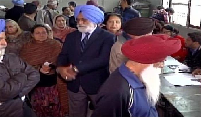 पंजाब: गुरदासपुर उपचुनाव में 25 फीसदी मतदान
