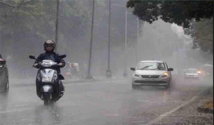  पंजाब और हरियाणा में भारी बारिश से फसलें चौपट