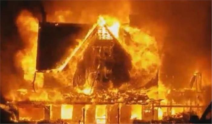 पश्चिम बंगाल में सात लोग जिंदा जले