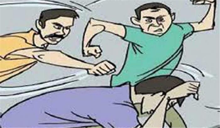 झगड़े में बीच-बचाव करने पर व्यक्ति की हत्या