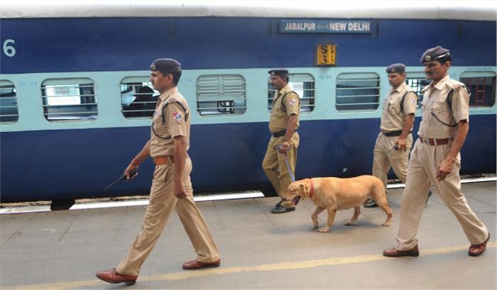 आरपीएफ ने टिकट घोटाले का भंडाफोड़ किया, आतंकी फंडिंग का भी शक