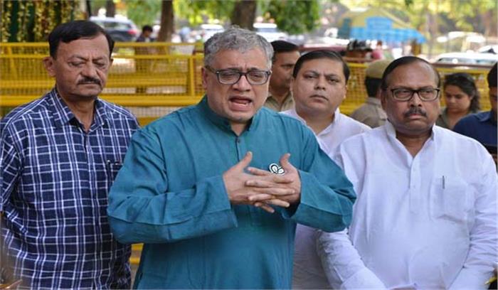 आरटीआई विधेयक प्रवर समिति के पास भेजने पर अड़ा रहा विपक्ष