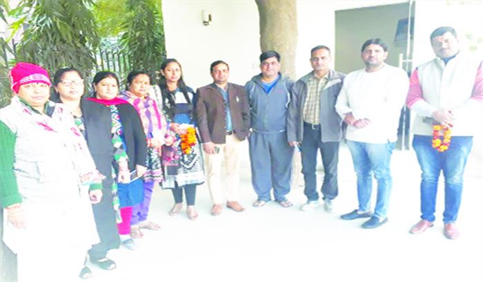 सेक्टर अल्फा-दो की समस्या को लेकर आरडब्ल्यूए पदाधिकारियों ने बैठक