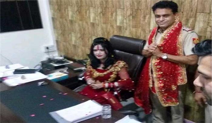 राधे मां थानेदार की कुर्सी पर कैसे बैठीं, जांच हो रही