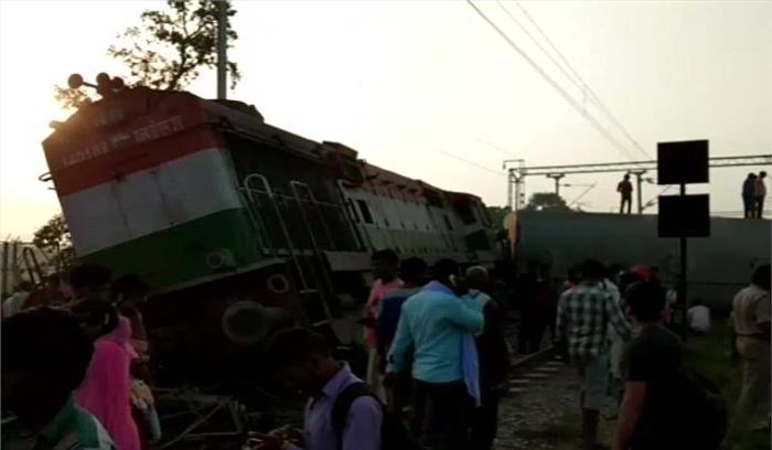 रायबरेली में न्यू फरक्का एक्सप्रेस दुर्घटनाग्रस्त,  पांच की मौत और 50 से अधिक घायल