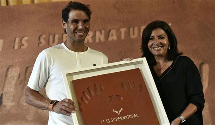 11वां फ्रेंच ओपन खिताब जीतने पर पेरिस शहर की तरफ से सम्मानित हुए राफेल