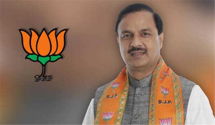 राहुल-प्रियंका सहित कई नेताओं पर टिप्पणी को लेकर महेश को आयोग का नोटिस