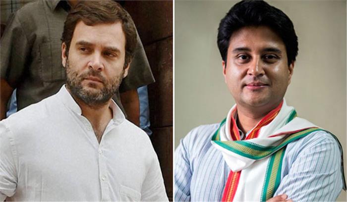 अपने भाषणों के दौरान राहुल, सिंधिया ने उतारी मोदी की नकल