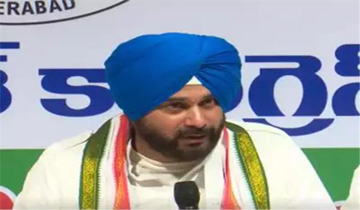 राहुल गांधी ने मुझे पाकिस्तान भेजा : सिद्धू