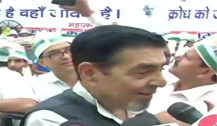 उपवास स्थल से वापस लौटे जगदीश टाइटलर और सज्जन कुमार