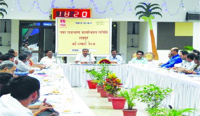 सरकारी कार्यालयों में राजभाषा में कार्य करना हमारा दायित्व: गौतम