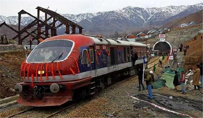  कश्मीर में सुरक्षा कारणों से रेल सेवा प्रभावित
