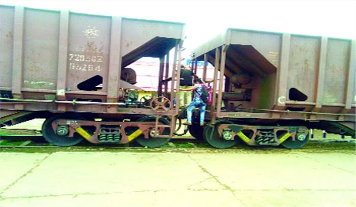 तिल्दा : आवाजाही में लोगों को परेशानी