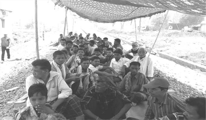 मुआवजा मिली, न रेलवे में नौकरी