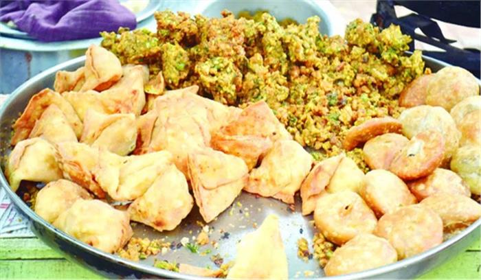 खाद्य सामग्रियों की अधिक कीमत लेेने पर रेलवे सख्त