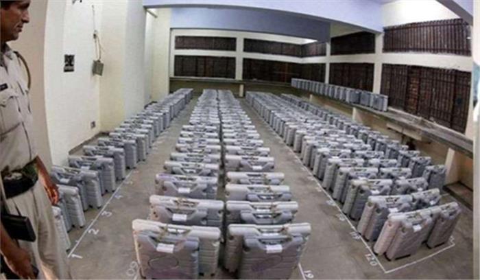 छग: स्ट्रांग रूम से मतगणना हॉल तक होगी सीसीटीवी कैमरे से निगरानी छग: स्ट्रांग रूम से मतगणना हॉल तक होगी सीसीटीवी कैमरे से निगरानी