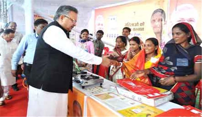 उज्जवला योजना : इस वर्ष 10 लाख परिवार योजना से जोड़े जाएंगे