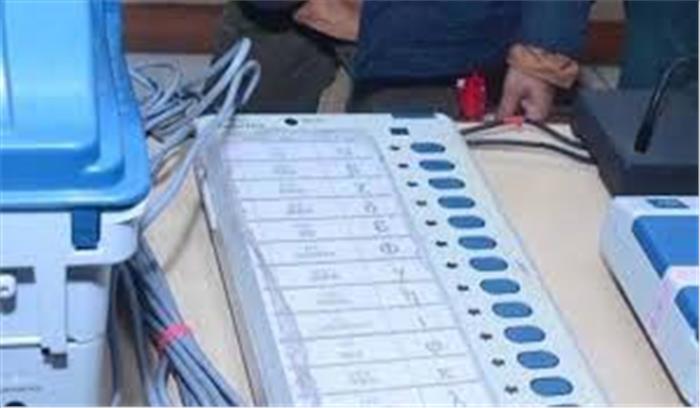 छत्तीसगढ़ : 18 सीटो पर कांग्रेस का प्रचार अभियान कमजोर छत्तीसगढ़ : 18 सीटो पर कांग्रेस का प्रचार अभियान कमजोर