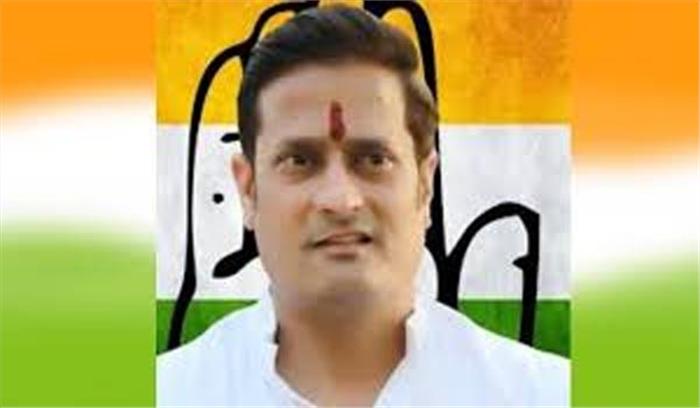 कांग्रेस विधायक ने एनएचएआई के दफ्तर में ताला जडा़