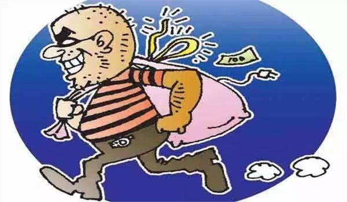 मध्यप्रदेश : पेट्रोल टैंक के दफ्तर से 10 लाख रूपये की चोरी