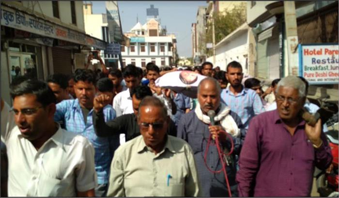 राजस्थान में किसान नेताओं की धरपकड़ जारी