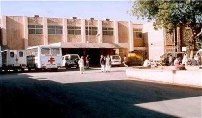 मथुरादास माथुर अस्पताल के वार्ड में लगी आग