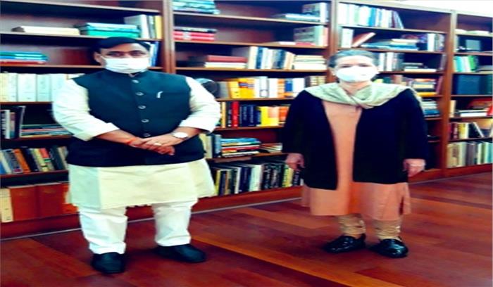 राजस्थान में नियुक्तियों को लेकर गोविंद डोटासरा ने की सोनिया गांधी से मुलाकात