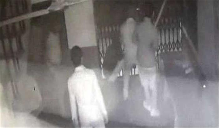 राजस्थान :बाल संप्रेषण गृह से 12 बाल अपचारी फरार दो पकडे गये राजस्थान :बाल संप्रेषण गृह से 12 बाल अपचारी फरार दो पकडे गये