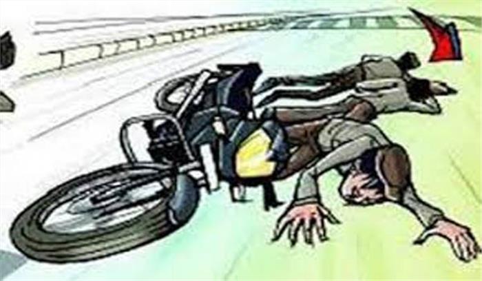 बाइकों की आमने सामने टक्कर में दो युवकों की मृत्यु बाइकों की आमने सामने टक्कर में दो युवकों की मृत्यु