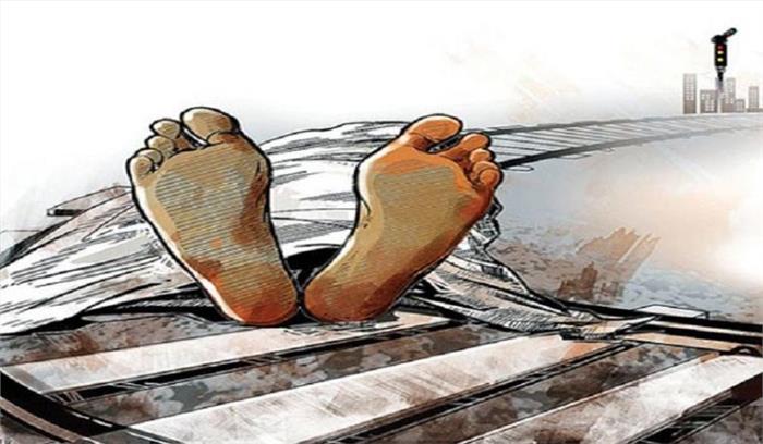 अलवर में रेल से कटकर छात्र की मौत अलवर में रेल से कटकर छात्र की मौत