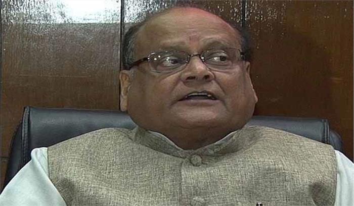 स्वास्थ्य मंत्री ने चिकित्सकों से काम पर लौटने की अपील की स्वास्थ्य मंत्री ने चिकित्सकों से काम पर लौटने की अपील की