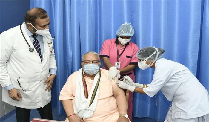 राज्यपाल कलराज मिश्र ने कोरोना वैक्सीन की दूसरी डोज