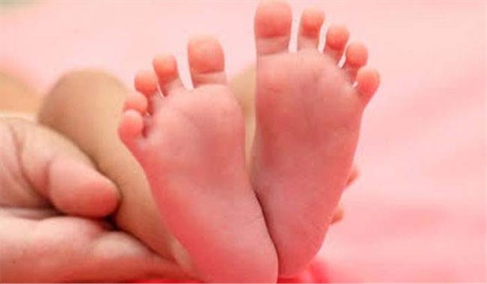 शौचालय में मिली नवजात को जयपुर भेजा शौचालय में मिली नवजात को जयपुर भेजा