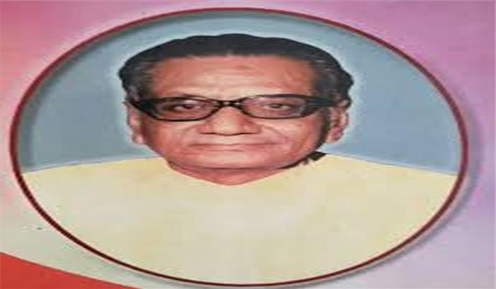 पुरस्कार मिलने से लेखन की जिम्मेदारी बढ़ जाती है - किसान पुरस्कार मिलने से लेखन की जिम्मेदारी बढ़ जाती है - किसान